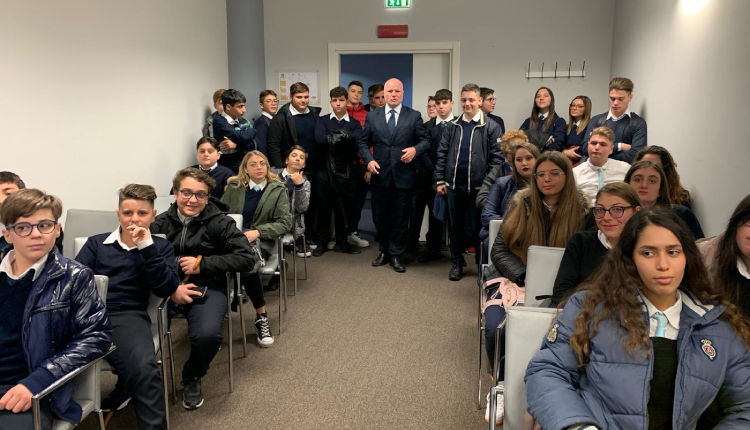 Villaggio dei Ragazzi. Gli studenti dell'Alberghiero a lezione di Hotel! Giornata di formazione all'Holiday Inn Vulcano Buono