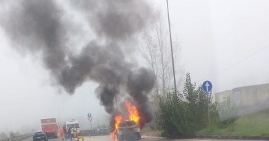 Macchina a fuoco, nei pressi dello svincolo per Nocelleto di Carinola