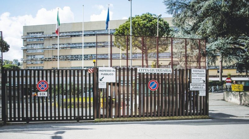 Roma, pochi giudici e pm: i nuovi processi per reati contro lo Stato slittano al 2023