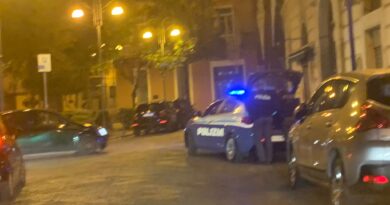 Le foto. Movida violenta. Forze dell’ordine presidiano il centro