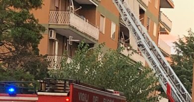 Donna trovata morta in casa