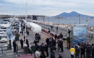 Apre il 36° Navigare, il Salone Nautico Internazionale di Napoli al molo Luise,  ma il problema resta l’assenza degli ormeggi  