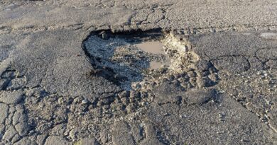 ( Foto)In Via Appia Antica sono voragini