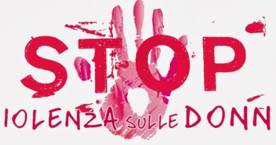 Gazebo contro la violenza sulle donne a Caserta