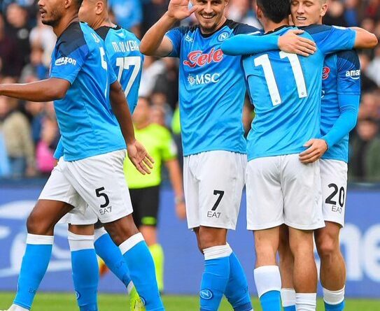 Napoli – Udinese 3 a 2  Undicesima vittoria consecutiva, cavalcata inaspettata e meravigliosa del Napoli