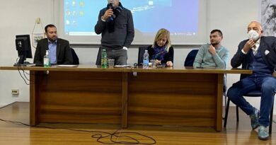 (Foto)Marcianise. Al Liceo Quercia si parla di camorra e delle vittime innocenti della criminalita’