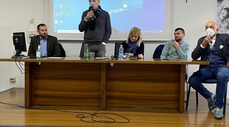 (Foto)Marcianise. Al Liceo Quercia si parla di camorra e delle vittime innocenti della criminalita’