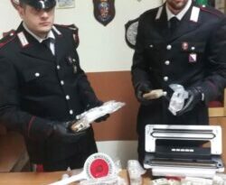 SAN PRISCO (CE). TURISTA FRANCESE SORPRESO CON 5 KG DI HASHISH. ARRESTATO DAI CARABINIERI