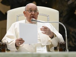 Pope Francis: “Lust makes relationships toxic”