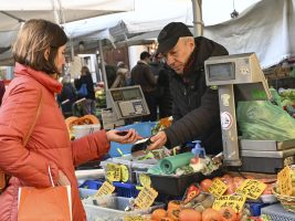 Economia. Dati Istat: “Lieve rimbalzo dell’inflazione”, ma effetti sul “carrello della spesa”