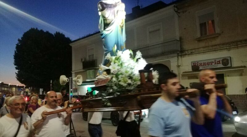 Frignano – Processione storico liturgica di “SS. Maria Addolorata”