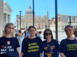 Ukraine. Wives of Azovstal defenders to the Pope: “You are our last hope”