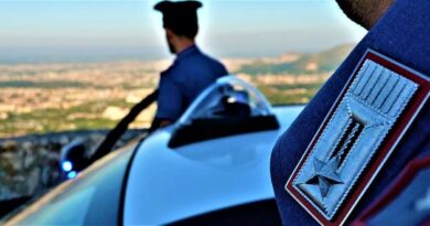 CASERTA. AGGREDISCE LA COMPAGNA CON CALCI E PUGNI. 52ENNE ARRESTATO DAI CARABINIERI.