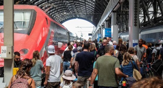 Treni, tratta Roma-Napoli riattivata con velocità ridotta. I guasti sulle altre linee