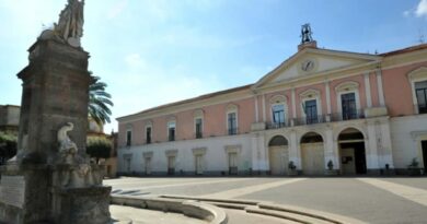 Marcianise. pubblicato bando per la copertura di un posto da Dirigente.