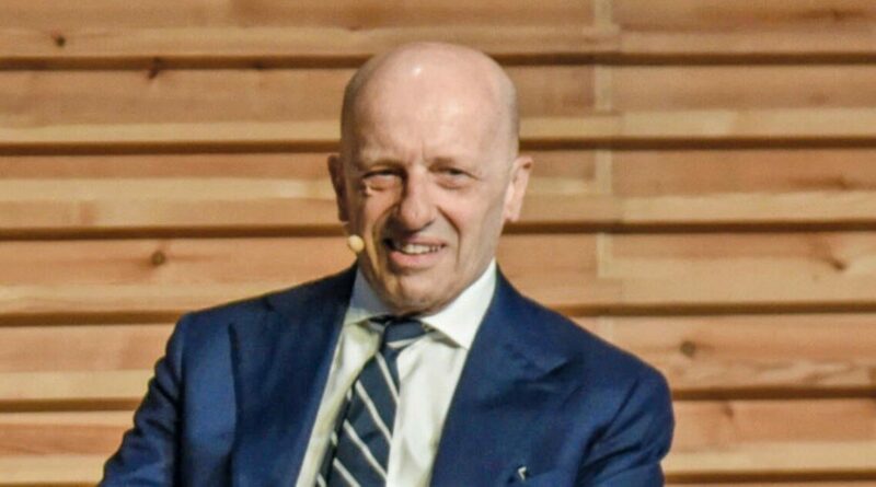 SALLUSTI? E’ UN FEDELE CAGNOLINO DI BERLUSCONI LO HA DECISO UNA RECENTE SENTENZA E DOVRA’ ANCHE DARE 14 MILA EURO A MARCO TRAVAGLIO