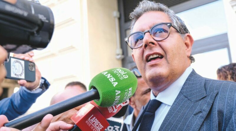 Toti, nuove accuse: corruzione per una cena elettorale del 2024 per raccogliere i fondi/ Rischia oltre 10 anni di carcere