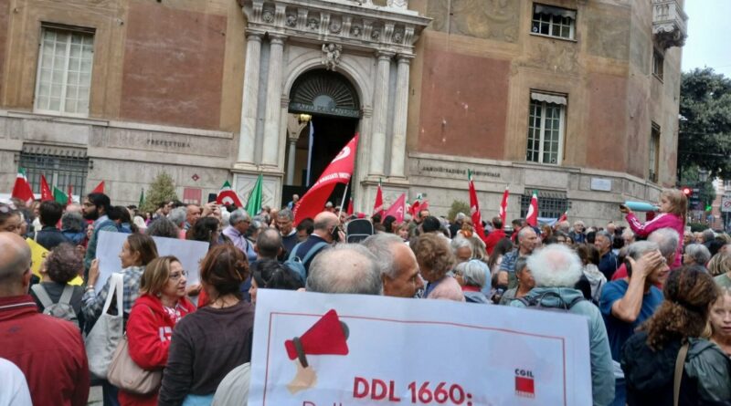 Caserta, davanti alla Prefettura CGIL, UIL e tante altre realtà si mobilitano contro il ddl farsescamente intitolato alla sicurezza