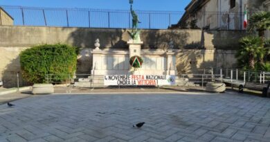 Marcianise: Deturpato dall’estrema destra il Monumento dei Caduti